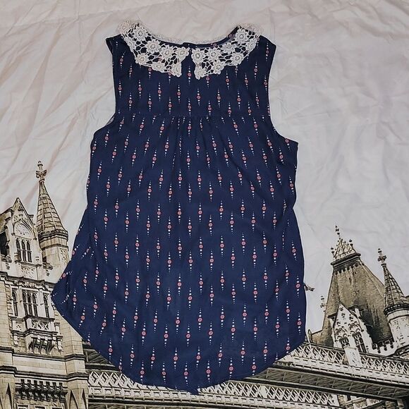 Marvel Her Universe Captain America Tie Waist Blouse Shirt Size M - Picture 8 of 10